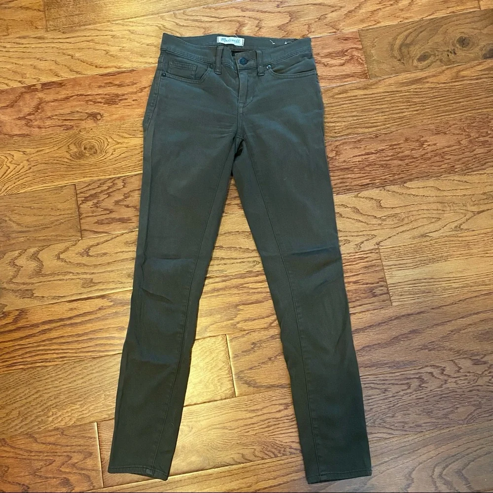 Madewell Skinny Skinny Sateen Jeans 8” rise olive green jeans - Picture 2 of 5